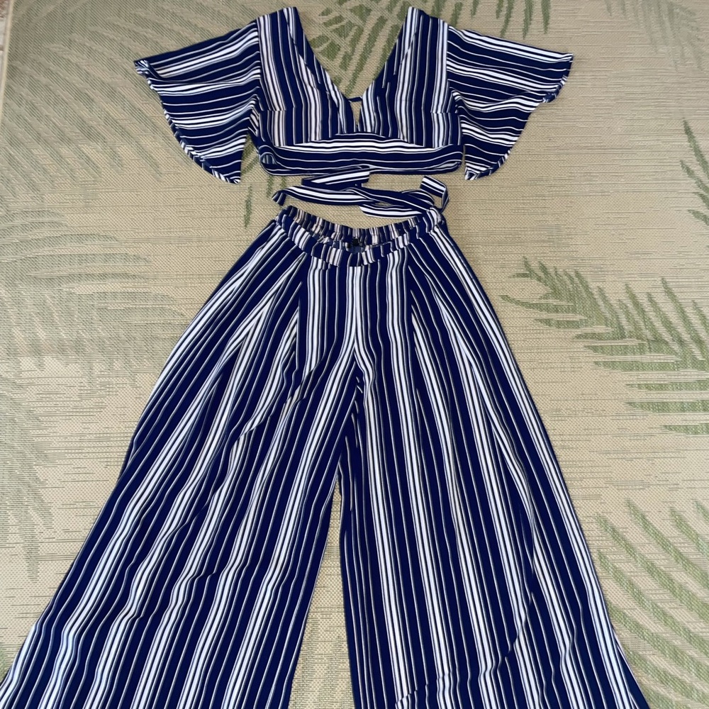 Two piece crop top and pants set